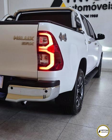 TOYOTA Hilux Caminhonete 2.8 16V SRX 4X4 TURBO DIESEL CABINE DUPLA AUTOMTICO, Foto 9
