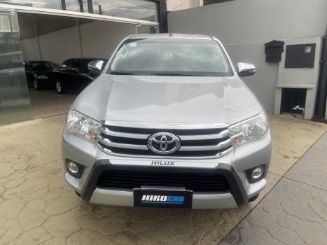 TOYOTA Hilux Caminhonete 2.8 16V SRV 4X4 DIESEL CABINE DUPLA AUTOMTICO, Foto 3