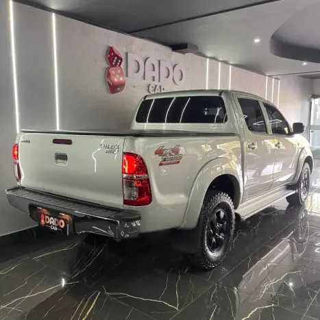 TOYOTA Hilux Caminhonete 3.0 4P 4X4 DIESEL CABINE DUPLA, Foto 6 TOYOTA Hilux Caminhonete 3.0 4P 4X4 DIESEL CABINE DUPLA, Foto 6