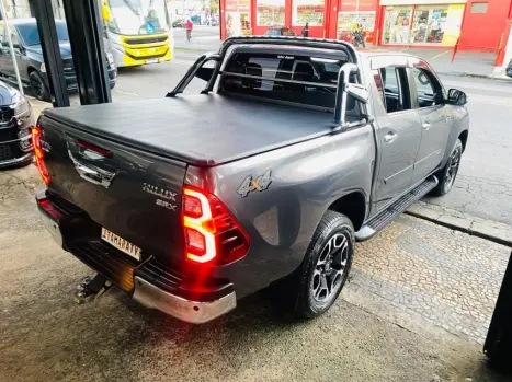 TOYOTA Hilux Caminhonete 2.8 16V SRX 4X4 DIESEL CABINE DUPLA AUTOMTICO, Foto 5