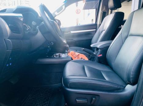 TOYOTA Hilux Caminhonete 2.8 16V SRX 4X4 DIESEL CABINE DUPLA AUTOMTICO, Foto 15