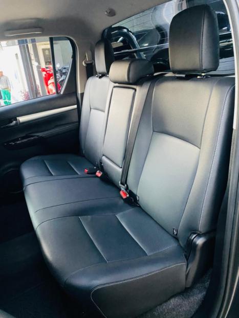 TOYOTA Hilux Caminhonete 2.8 16V SRX 4X4 DIESEL CABINE DUPLA AUTOMTICO, Foto 16