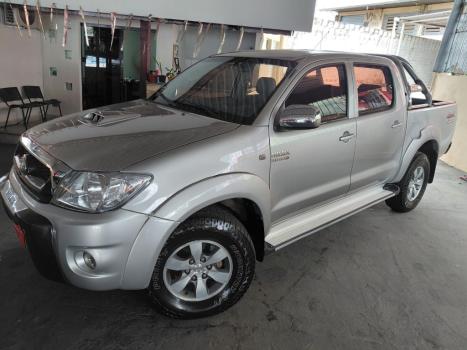 TOYOTA Hilux Caminhonete 3.0 16V 4P 4X4 SRV TURBO DIESEL, Foto 1