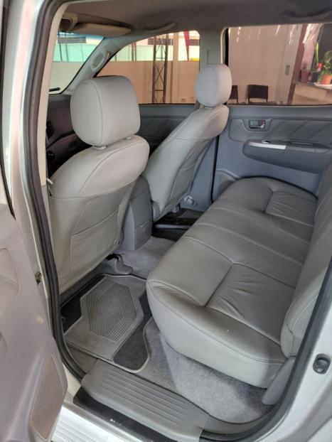TOYOTA Hilux Caminhonete 3.0 16V 4P 4X4 SRV TURBO DIESEL, Foto 12