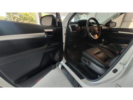 TOYOTA Hilux Caminhonete 2.8 16V 4P SRX DIESEL CABINE DUPLA, Foto 12 TOYOTA Hilux Caminhonete 2.8 16V 4P SRX DIESEL CABINE DUPLA, Foto 12