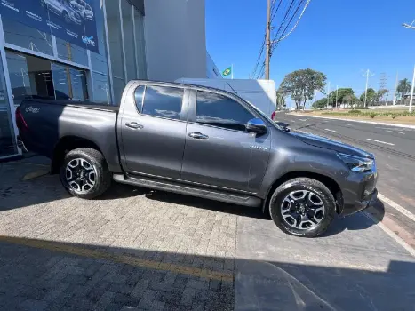 TOYOTA Hilux Caminhonete 2.8 16V 4P SRX DIESEL CABINE DUPLA, Foto 4