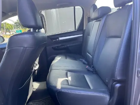 TOYOTA Hilux Caminhonete 2.8 16V 4P SRX DIESEL CABINE DUPLA, Foto 10