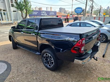 TOYOTA Hilux Caminhonete 2.8 16V SRX 4X4 DIESEL CABINE DUPLA AUTOMTICO, Foto 8
