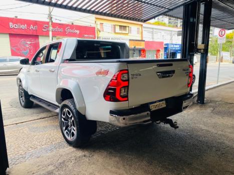TOYOTA Hilux Caminhonete 2.8 16V SRX PLUS 4X4 TURBO DIESEL CABINE DUPLA AUTOMTICO, Foto 6