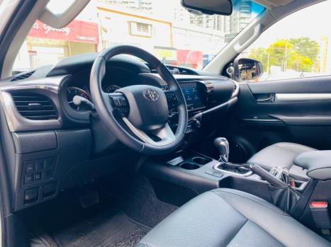 TOYOTA Hilux Caminhonete 2.8 16V SRX PLUS 4X4 TURBO DIESEL CABINE DUPLA AUTOMTICO, Foto 13