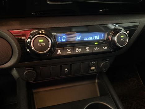 TOYOTA Hilux Caminhonete 2.7 16V 4P SRV FLEX CABINE DUPLA AUTOMTICO, Foto 11