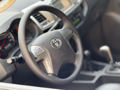 TOYOTA Hilux Caminhonete 3.0 4P 4X4 SRV TURBO DIESEL TOP CABINE DUPLA AUTOMTICO, Foto 9