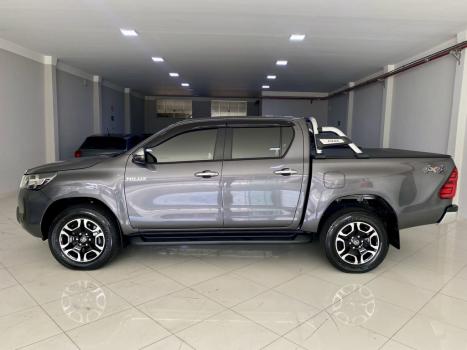 TOYOTA Hilux Caminhonete 2.8 16V SRV 4X4 DIESEL CABINE DUPLA AUTOMTICO, Foto 4