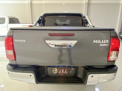 TOYOTA Hilux Caminhonete 2.8 16V SRV 4X4 DIESEL CABINE DUPLA AUTOMTICO, Foto 5