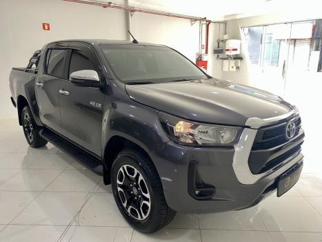 TOYOTA Hilux Caminhonete 2.8 16V SRV 4X4 DIESEL CABINE DUPLA AUTOMTICO, Foto 11