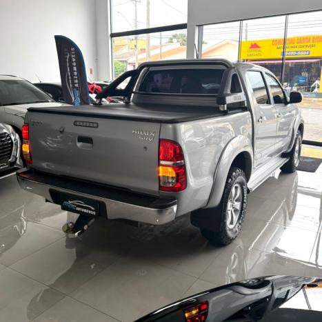 TOYOTA Hilux Caminhonete 2.7 16V 4P SRV FLEX CABINE DUPLA AUTOMÁTICO, Foto 6 TOYOTA Hilux Caminhonete 2.7 16V 4P SRV FLEX CABINE DUPLA AUTOMÁTICO, Foto 6