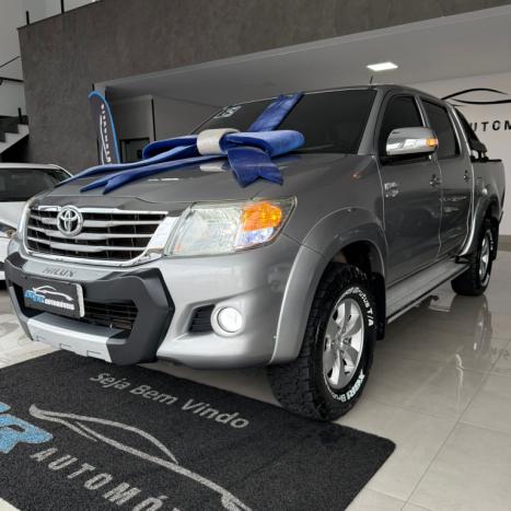 TOYOTA Hilux Caminhonete 2.7 16V 4P SRV FLEX CABINE DUPLA AUTOMÁTICO, Foto 15 TOYOTA Hilux Caminhonete 2.7 16V 4P SRV FLEX CABINE DUPLA AUTOMÁTICO, Foto 15