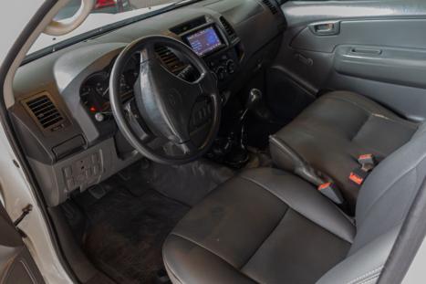 TOYOTA Hilux Caminhonete 3.0 4X4 TURBO DIESEL CABINE SIMPLES, Foto 13