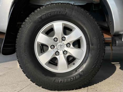 TOYOTA Hilux Caminhonete 2.7 16V 4P SRV FLEX 4X4  CABINE DUPLA AUTOMTICO, Foto 10