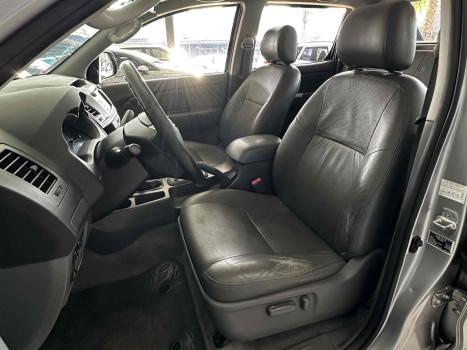 TOYOTA Hilux Caminhonete 2.7 16V 4P SRV FLEX 4X4  CABINE DUPLA AUTOMTICO, Foto 14