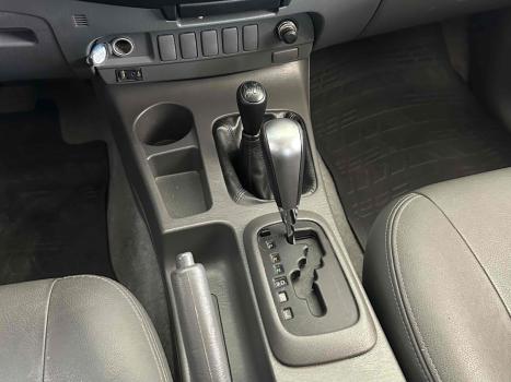 TOYOTA Hilux Caminhonete 2.7 16V 4P SRV FLEX 4X4  CABINE DUPLA AUTOMTICO, Foto 16