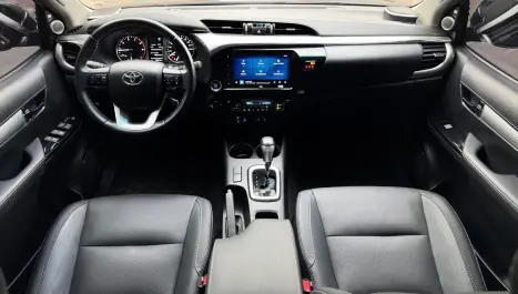 TOYOTA Hilux Caminhonete 2.8 16V SRX PLUS 4X4 TURBO DIESEL CABINE DUPLA AUTOMTICO, Foto 5