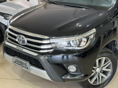 TOYOTA Hilux Caminhonete 2.8 16V SRX 4X4 TURBO DIESEL CABINE DUPLA AUTOMTICO, Foto 4