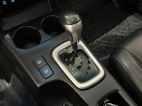 TOYOTA Hilux Caminhonete 2.8 16V SRX 4X4 TURBO DIESEL CABINE DUPLA AUTOMTICO, Foto 14