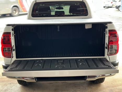 TOYOTA Hilux Caminhonete 2.8 16V SRV 4X4 DIESEL CABINE DUPLA AUTOMTICO, Foto 9