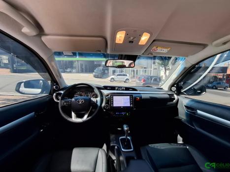 TOYOTA Hilux Caminhonete 2.8 16V SRX 4X4 DIESEL CABINE DUPLA AUTOMTICO, Foto 4