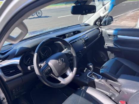 TOYOTA Hilux Caminhonete 2.8 16V 4P SRX DIESEL CABINE DUPLA, Foto 11