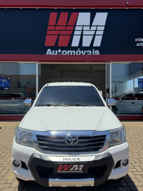 TOYOTA Hilux Caminhonete 2.7 16V 4P SRV FLEX CABINE DUPLA AUTOMTICO, Foto 2