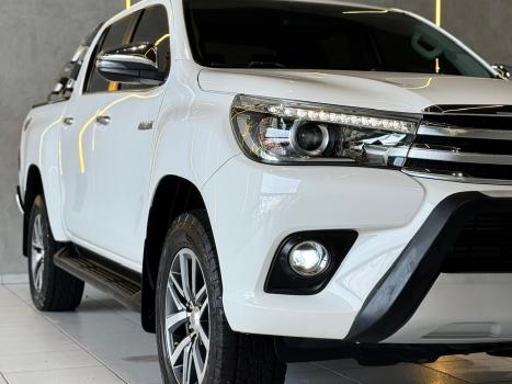 TOYOTA Hilux Caminhonete 2.8 16V SRX 4X4 DIESEL CABINE DUPLA AUTOMTICO, Foto 8