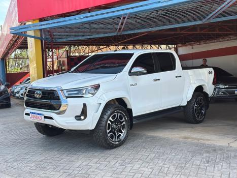 TOYOTA Hilux Caminhonete 2.8 16V SRX PLUS 4X4 TURBO DIESEL CABINE DUPLA AUTOMTICO, Foto 1