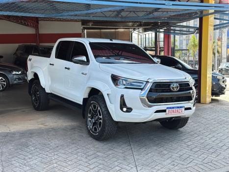 TOYOTA Hilux Caminhonete 2.8 16V SRX PLUS 4X4 TURBO DIESEL CABINE DUPLA AUTOMTICO, Foto 3