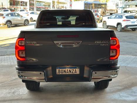 TOYOTA Hilux Caminhonete 2.8 16V SRX 4X4 DIESEL CABINE DUPLA AUTOMTICO, Foto 6