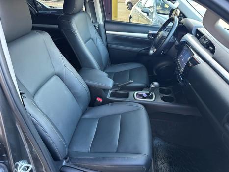 TOYOTA Hilux Caminhonete 2.8 16V SRX 4X4 DIESEL CABINE DUPLA AUTOMTICO, Foto 12