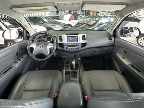 TOYOTA Hilux Caminhonete , Foto 14