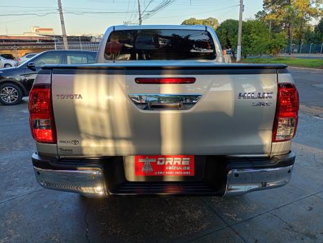 TOYOTA Hilux Caminhonete 2.8 16V SRV 4X4 DIESEL CABINE DUPLA AUTOMTICO, Foto 5