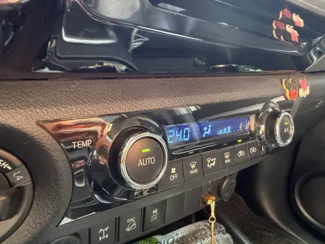 TOYOTA Hilux Caminhonete 2.8 16V SRX 4X4 DIESEL CABINE DUPLA AUTOMTICO, Foto 12