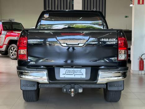 TOYOTA Hilux Caminhonete 2.8 16V SRX 4X4 DIESEL CABINE DUPLA AUTOMTICO, Foto 4