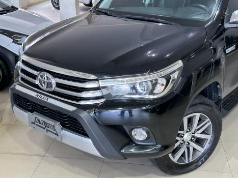 TOYOTA Hilux Caminhonete 2.8 16V SRX 4X4 DIESEL CABINE DUPLA AUTOMTICO, Foto 6