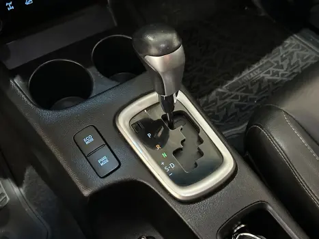 TOYOTA Hilux Caminhonete 2.8 16V SRX 4X4 DIESEL CABINE DUPLA AUTOMTICO, Foto 14