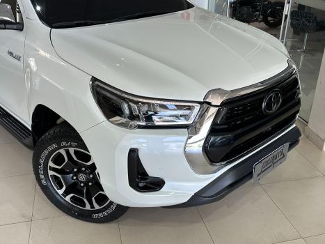 TOYOTA Hilux Caminhonete 2.8 16V SRX 4X4 TURBO DIESEL CABINE DUPLA AUTOMTICO, Foto 5