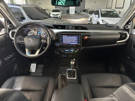 TOYOTA Hilux Caminhonete 2.8 16V SRX 4X4 TURBO DIESEL CABINE DUPLA AUTOMTICO, Foto 10