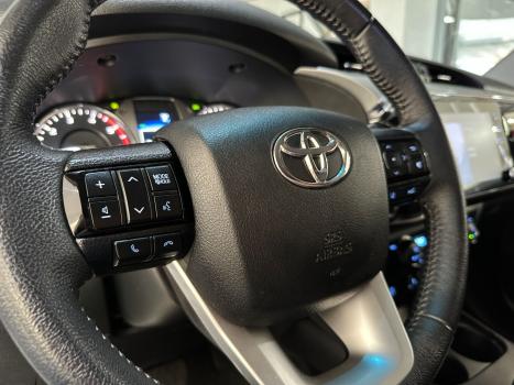 TOYOTA Hilux Caminhonete 2.8 16V SRX 4X4 TURBO DIESEL CABINE DUPLA AUTOMTICO, Foto 13
