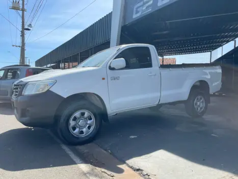 TOYOTA Hilux Caminhonete 3.0 4X4 TURBO DIESEL CABINE SIMPLES, Foto 2