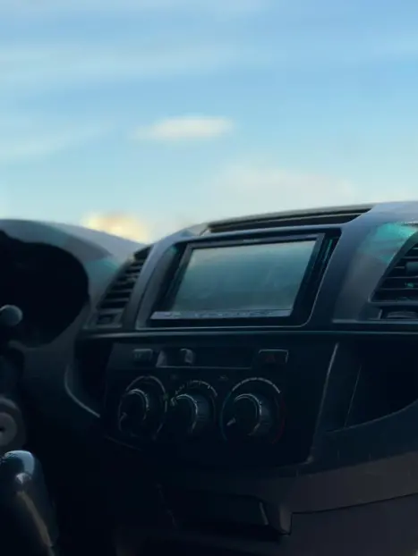 TOYOTA Hilux Caminhonete 3.0 4X4 TURBO DIESEL CABINE SIMPLES, Foto 7