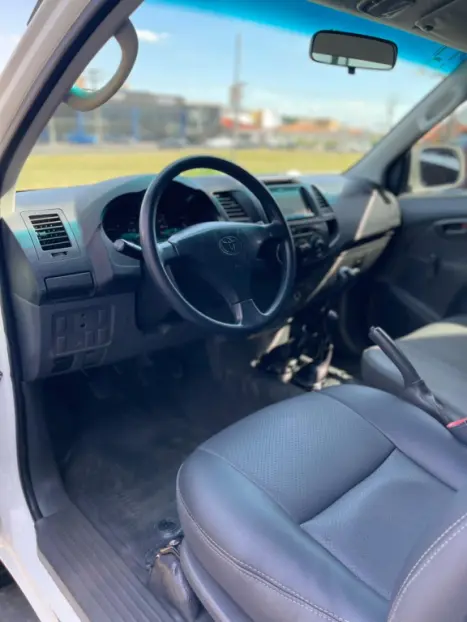 TOYOTA Hilux Caminhonete 3.0 4X4 TURBO DIESEL CABINE SIMPLES, Foto 10