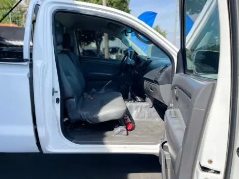 TOYOTA Hilux Caminhonete 3.0 4X4 TURBO DIESEL CABINE SIMPLES, Foto 17